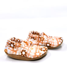 Load image into Gallery viewer, Plaid Daisy Yeti Moccs